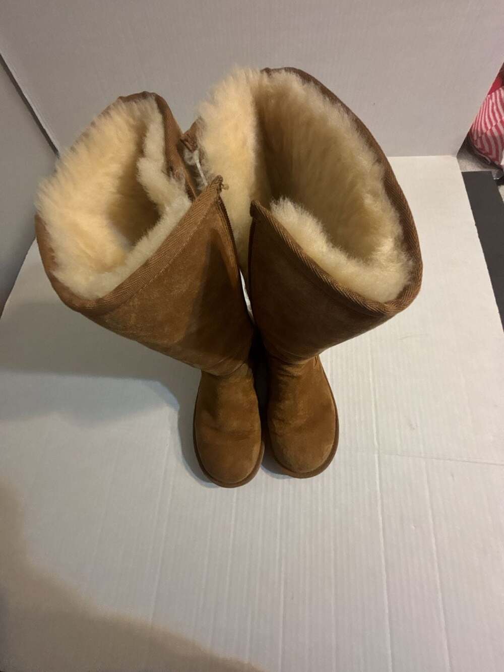 UGG Australia Classic Tall Side Zip Boots Chestnut Size 7
